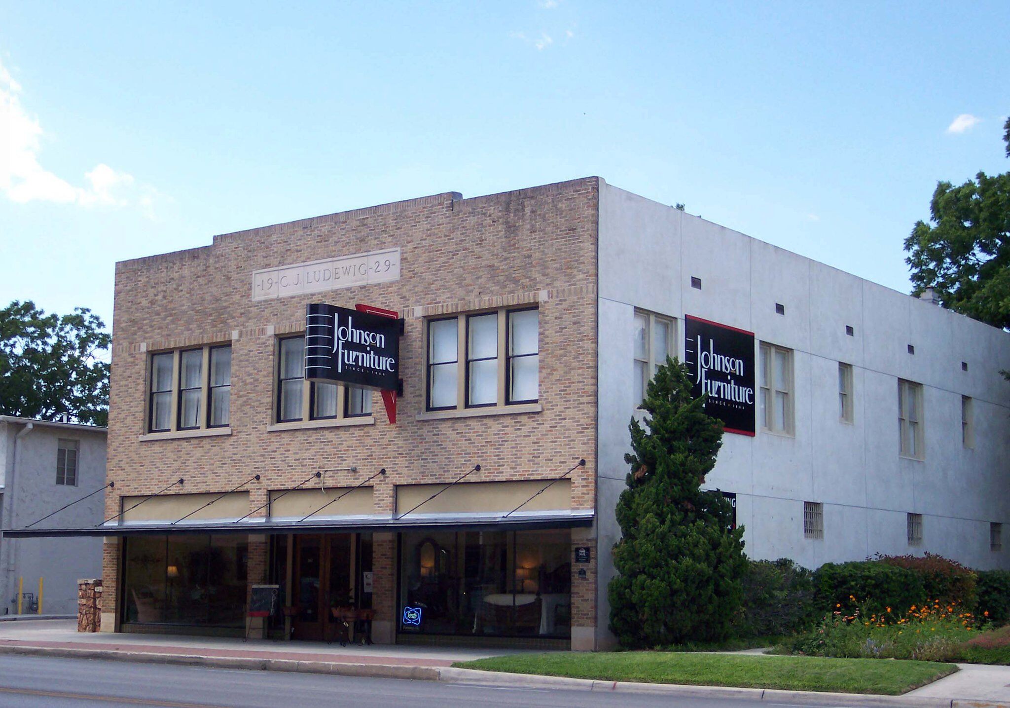 johnson furniture in new braunfels